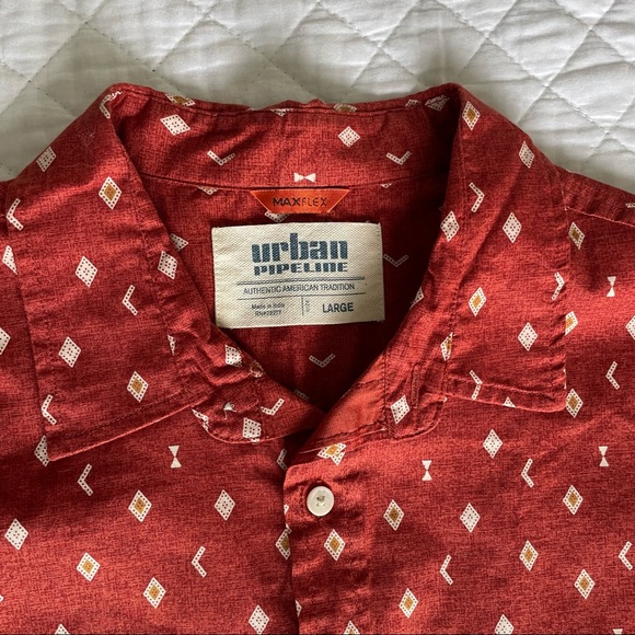 Men Short Sleeve Button Down Shirt Size Large - Picture 4 of 5